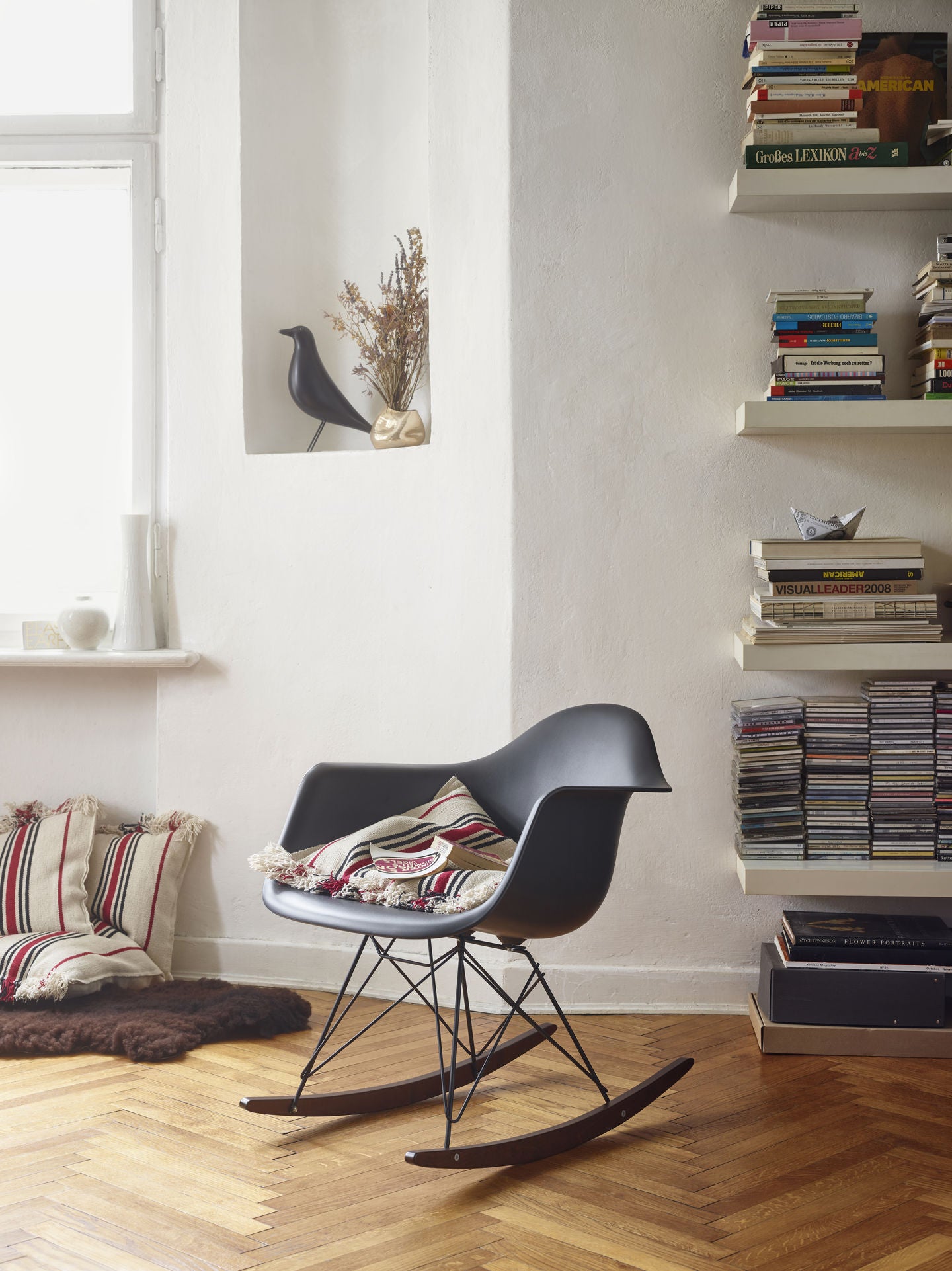 Eames Plastic Armchair RAR