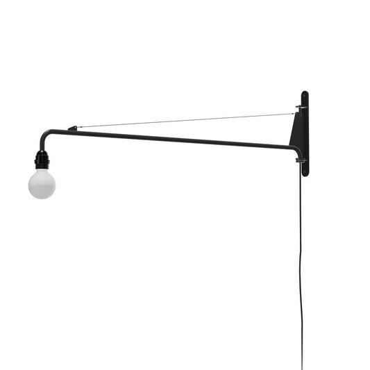 Petite Potence, deep black