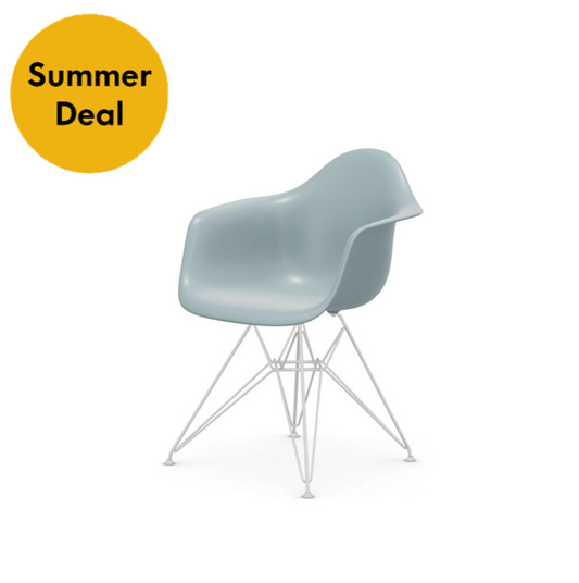 Eames Plastic Armchair DAR