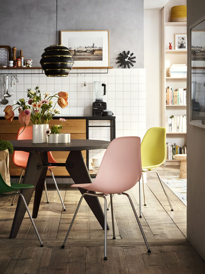 Eames Plastic Side Chair DSX RE