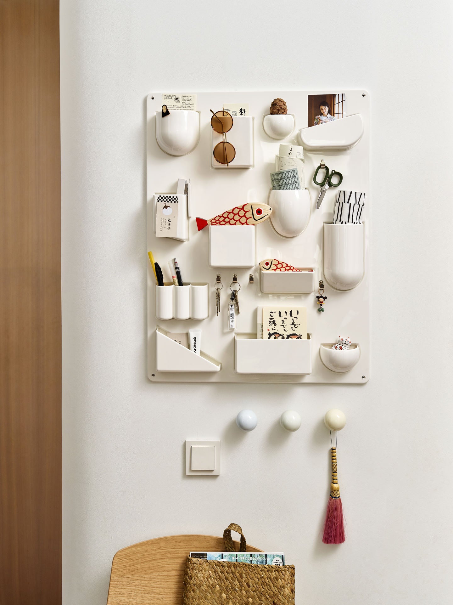 その他 Uten. Silo II Uten.Silo II, white – Vitra Circle Store Brussels