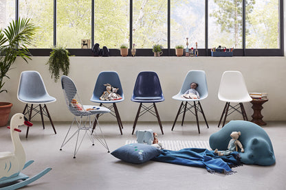 Eames Elephant small ice grey