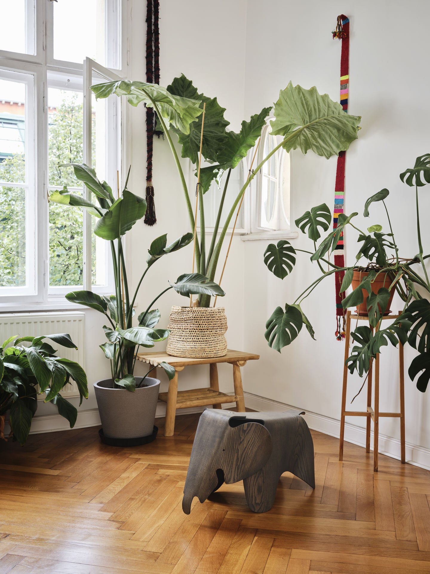 Eames Elephant (Plywood)
