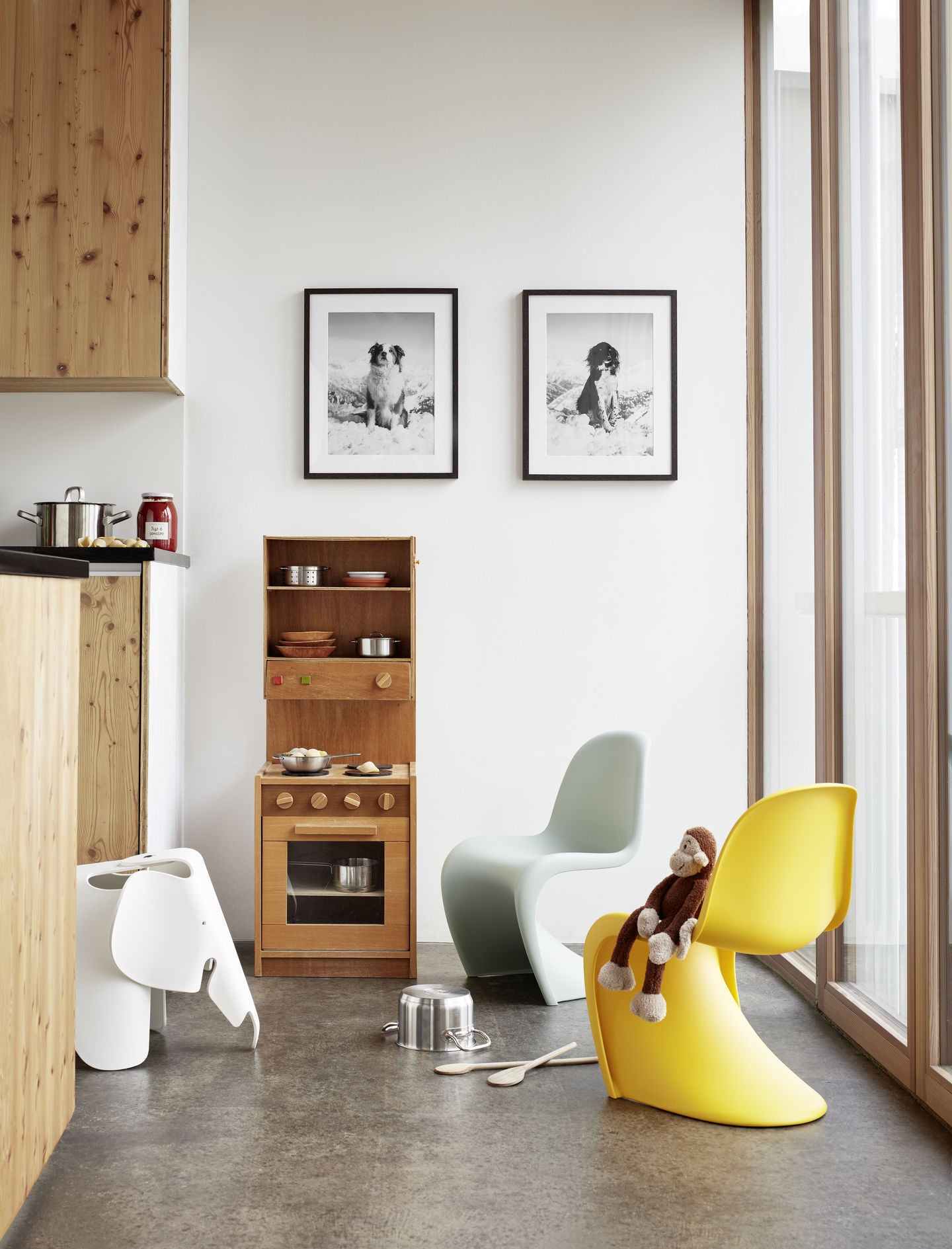 Eames Elephant Buttercup