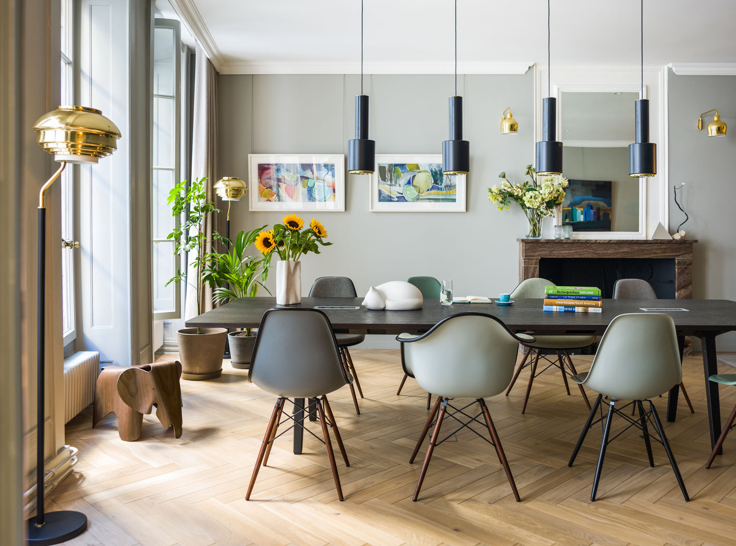 Eames Plastic Armchair DAW