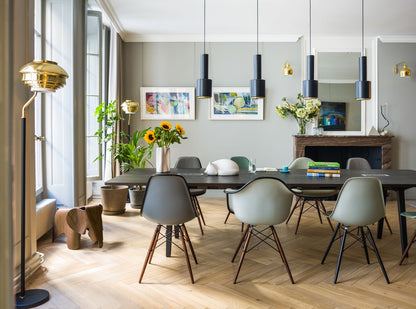 Eames Plastic Armchair DAW