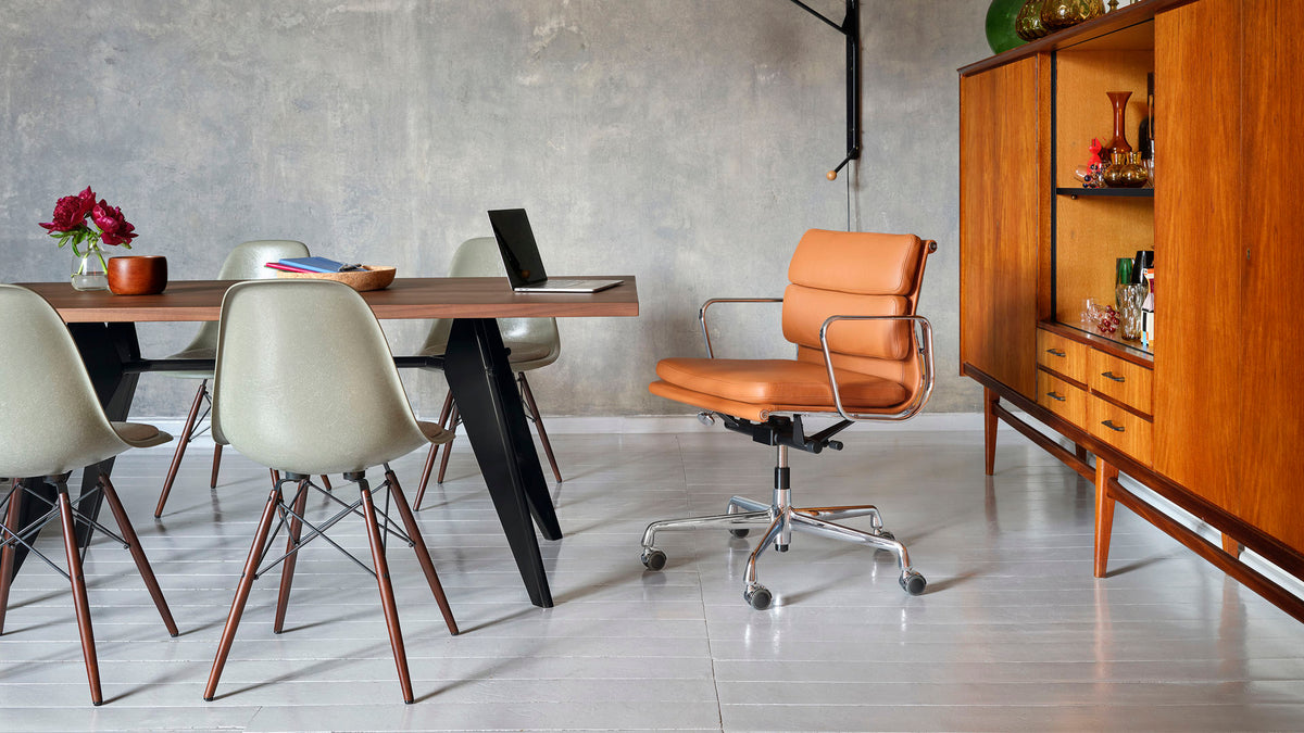 Soft Pad chair EA 219