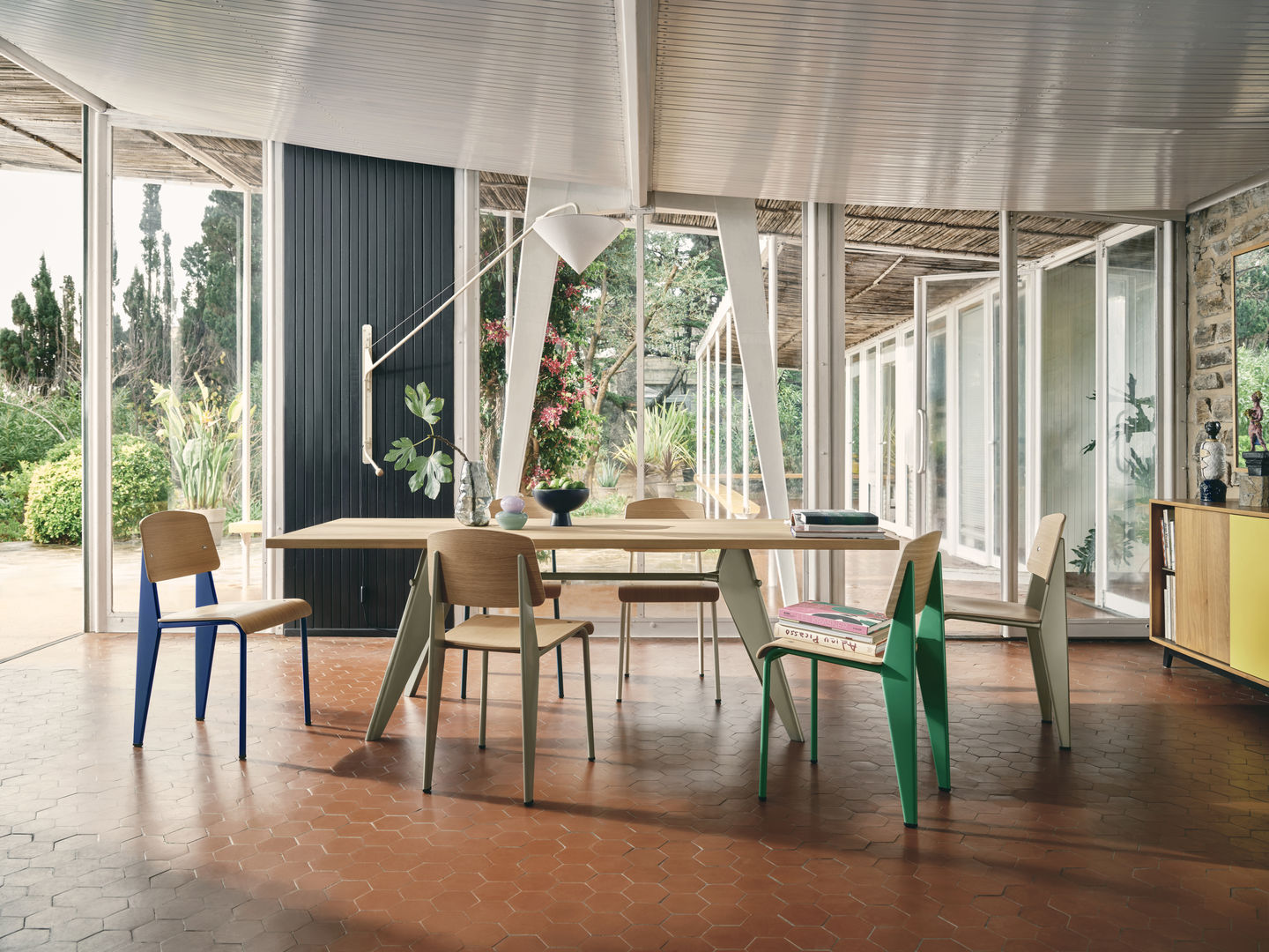 EM Table