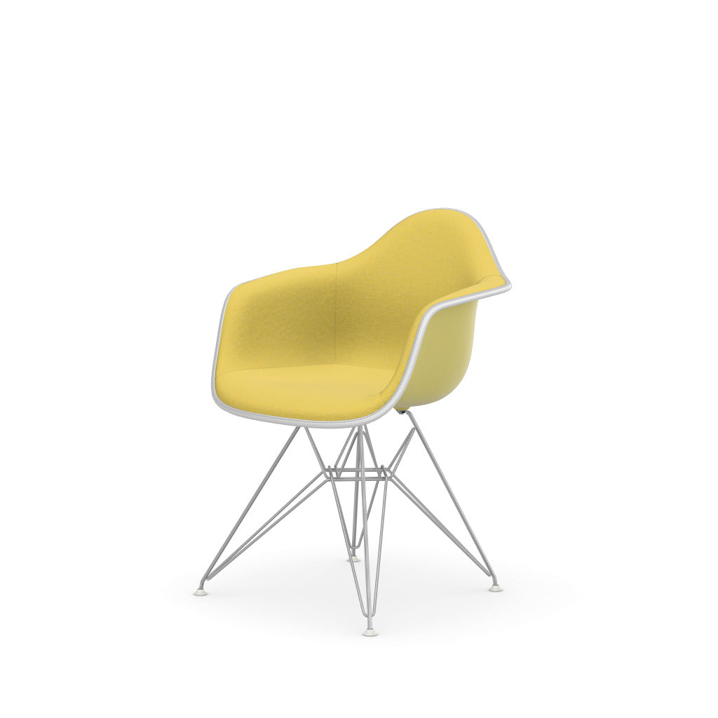 Eames Plastic Armchair DAR