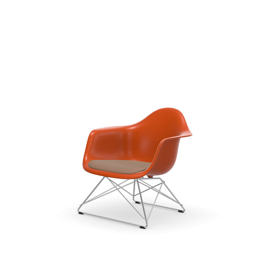 Eames Plastic Armchair LAR