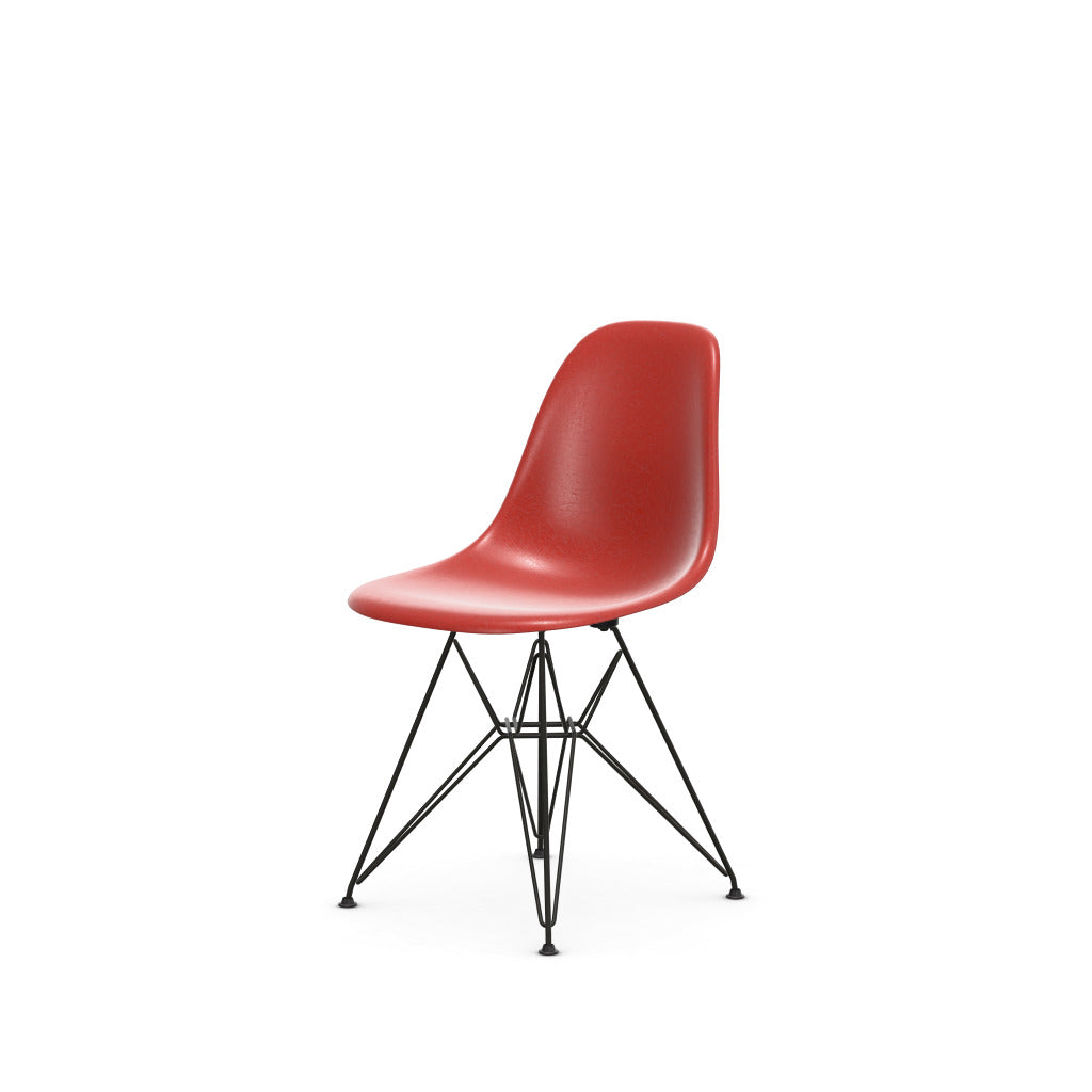 Eames Fiberglass Side Chair DSR