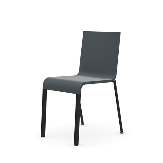.03 Four-legged chair