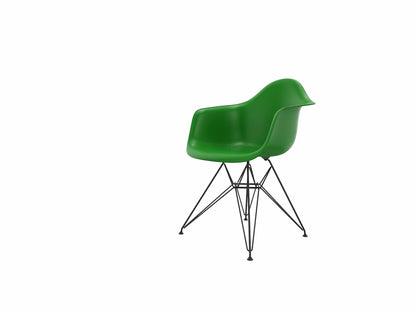 Eames Plastic Armchair DAR