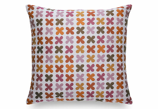 Quetrefoil Cushion