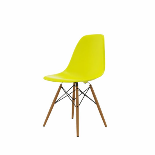 Eames Plastic Side Chair DSW